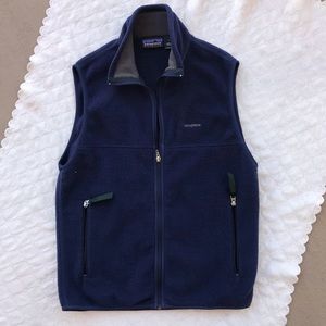 S / Patagonia navy blue unisex Synchilla zip vest
